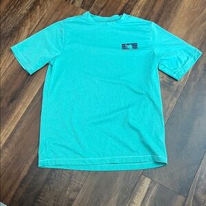 Boy’s Vineyard Vines performance lacrosse T-shirt Small 8/10